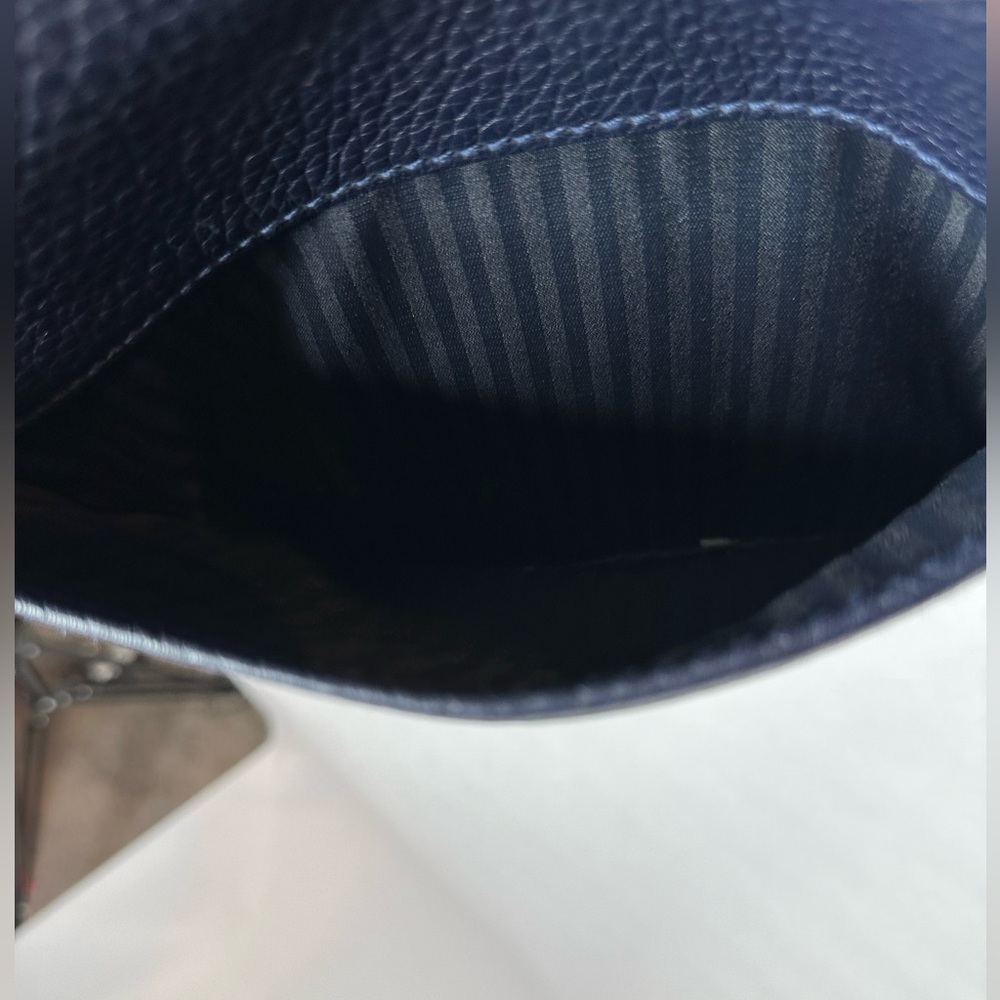 Coach Sonoma Pocket Zip Navy Blue Pebbled Leather Adjustable Crossbody Bag Vtg - Picture 6 of 16